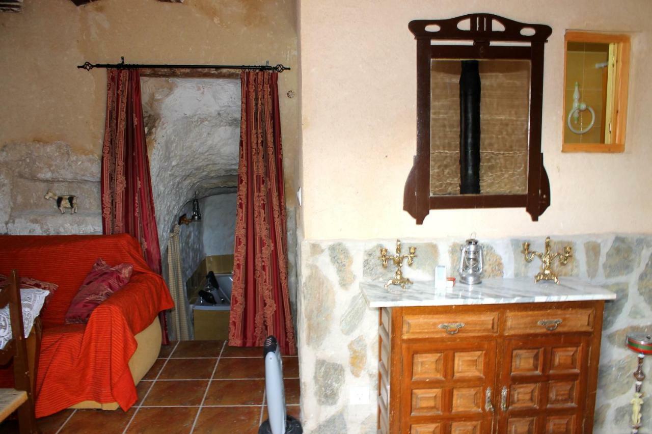 Casa Rural Con Jacuzzi Paraiso Del Jucar Alcala del Jucar Exterior photo